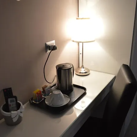 ゲストハウス Gloria Vatican Bijou ローマ