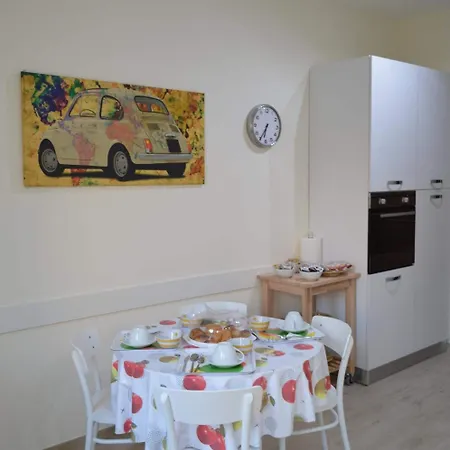 ゲストハウス Gloria Vatican Bijou