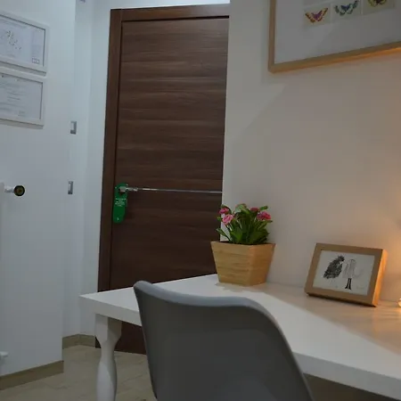 Gloria Vatican Bijou