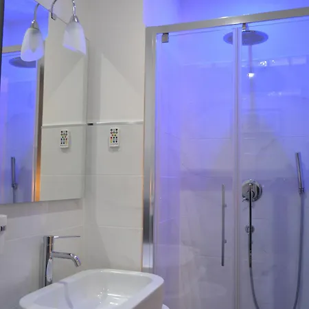 ゲストハウス Gloria Vatican Bijou ローマ